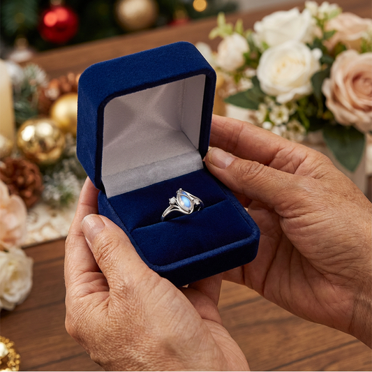 ✨💍60 % RABATT🔥 Geometrisk oval månstensring med zirkoniadetaljer – Mystisk, glittrande och tidlöst elegant! 🌙✨